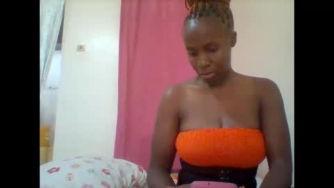 Snapshot of pretty_darya chatting on 02.25.25 pretty_darya online show from 02.25.25