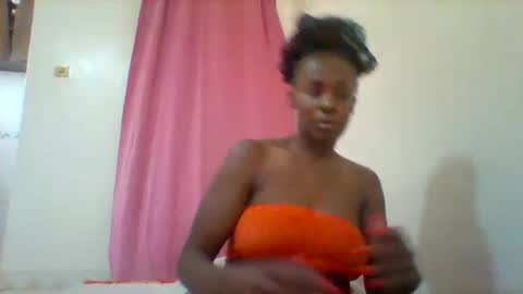 Snapshot of pretty_darya chatting on 02.28.25 pretty_darya online show from 02.28.25