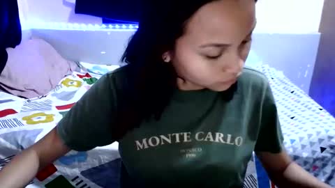 pretty_dharryhann online show from 12.15.25