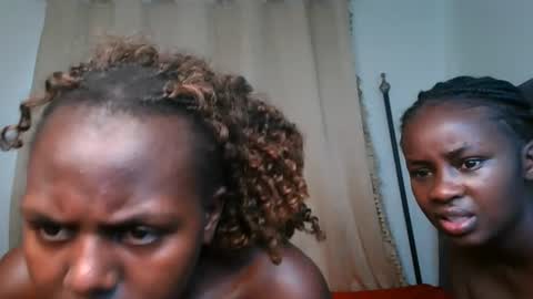 Snapshot of pretty_empress chatting on 08.06.26 pretty_empress online show from 08.06.26