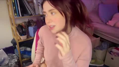 Sophie  online show from 02.28.25