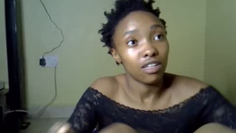 Snapshot of pretty_jazmine chatting on 09.26.25 Jaz online show from 09.26.25