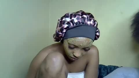 Snapshot of pretty_jazmine chatting on 10.09.25 Jaz online show from 10.09.25