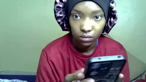 Snapshot of pretty_jazmine chatting on 10.24.25 Jaz online show from 10.24.25