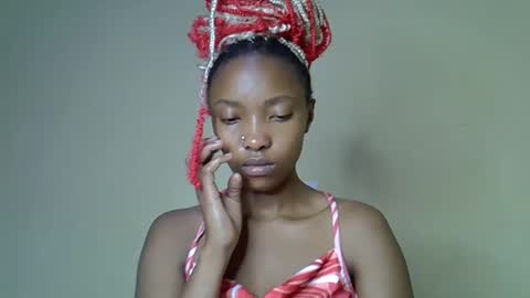 Snapshot of pretty_jazmine chatting on 11.06.25 Jaz online show from 11.06.25