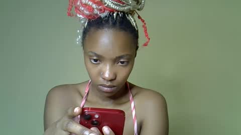 Snapshot of pretty_jazmine chatting on 11.07.25 Jaz online show from 11.07.25