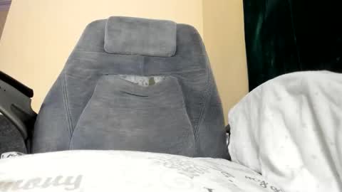 kezzy online show from 02.12.26