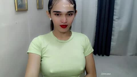 Snapshot of pretty_lady_kitty chatting on 07.17.26 pretty_lady_kitty online show from 07.17.26