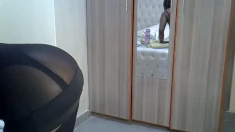 pretty_lida online show from 12.15.25