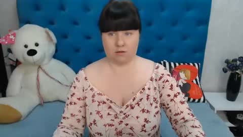 pretty_malika online show from 02.20.25