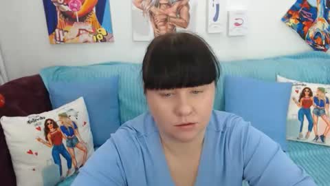 Snapshot of pretty_malika chatting on 04.25.26 pretty_malika online show from 04.25.26