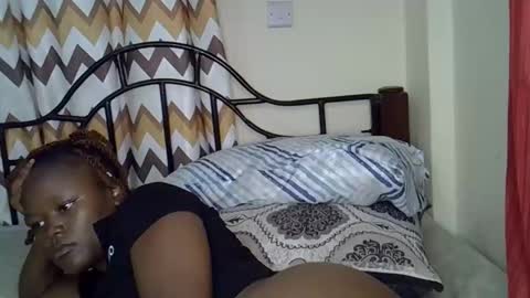 pretty_maya2 online show from 09.27.25