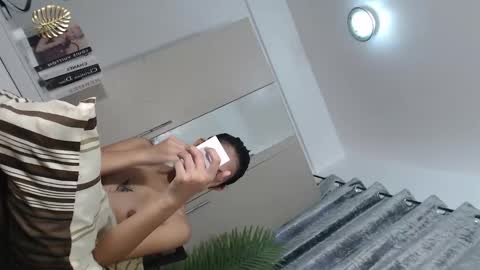 Snapshot of pretty_molly18 chatting on 01.28.25 Its me Molly 3 online show from 01.28.25