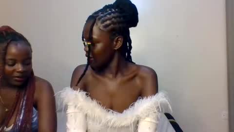 naya online show from 11.13.25