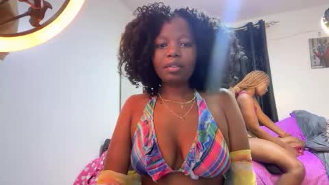 Pretty peaches online show from 03.08.26