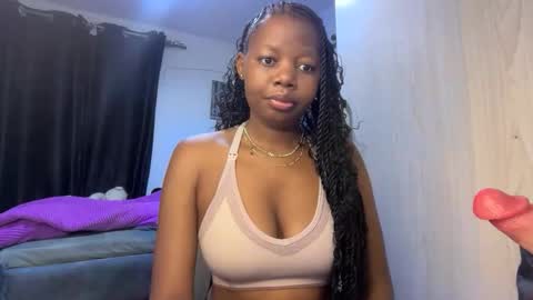 Pretty peaches online show from 03.20.26