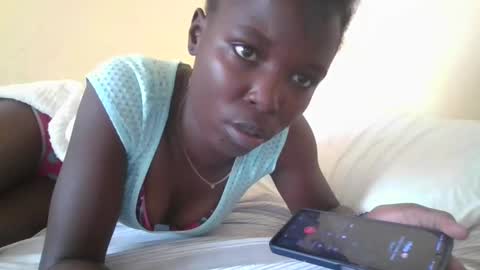 pretty_petite_ebony online show from 01.08.25
