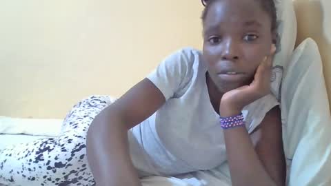pretty_petite_ebony online show from 02.26.25