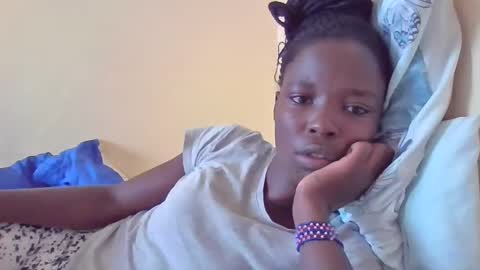 pretty_petite_ebony online show from 02.26.25