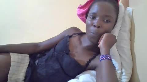pretty_petite_ebony online show from 03.03.25