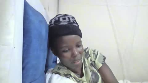 pretty_petite_ebony online show from 04.04.26