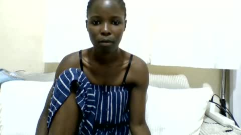 pretty_petite_ebony online show from 07.02.26