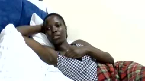 pretty_petite_ebony online show from 07.15.26