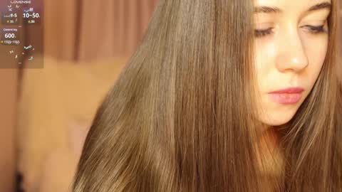 Snapshot of pretty_princess_elina chatting on 01.24.25 Elina online show from 01.24.25