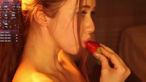 Snapshot of pretty_princess_elina chatting on 01.25.25 Elina online show from 01.25.25