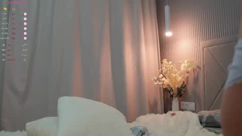 Snapshot of pretty_princess_elina chatting on 02.12.25 Elina online show from 02.12.25