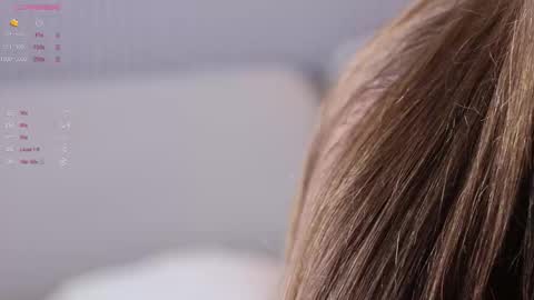 Snapshot of pretty_princess_elina chatting on 10.01.25 Elina online show from 10.01.25