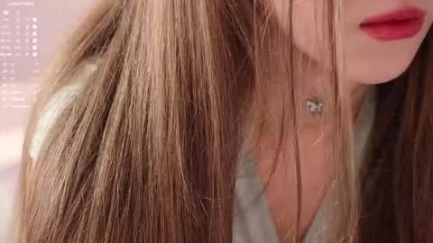 Snapshot of pretty_princess_elina chatting on 10.10.25 Elina online show from 10.10.25