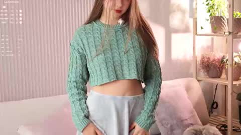 Snapshot of pretty_princess_elina chatting on 10.23.25 Elina online show from 10.23.25