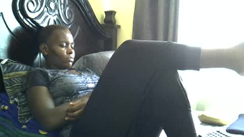 Snapshot of pretty_sheanna chatting on 07.28.26 pretty_sheanna online show from 07.28.26