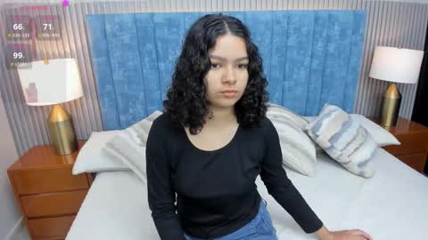 Daisy Flower online show from 11.09.25