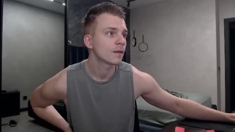Snapshot of pretty_sweety chatting on 06.17.26 Justin online show from 06.17.26