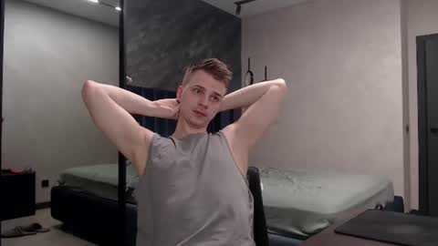 Snapshot of pretty_sweety chatting on 06.18.26 Justin online show from 06.18.26