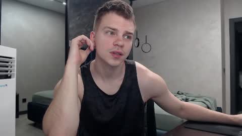 Snapshot of pretty_sweety chatting on 07.09.26 Justin online show from 07.09.26