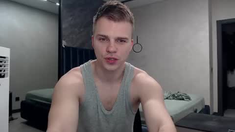 Snapshot of pretty_sweety chatting on 07.12.26 Justin online show from 07.12.26