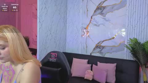 pretty_tay online show from 06.03.26