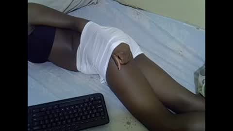 prettyalma online show from 12.28.24