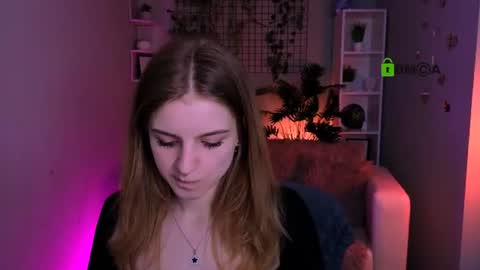 Snapshot of prettyamyy chatting on 06.18.26 Ammy online show from 06.18.26