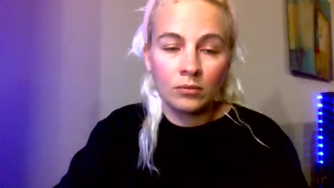 Snapshot of prettybabypetite chatting on 04.20.26 Missy Jack online show from 04.20.26