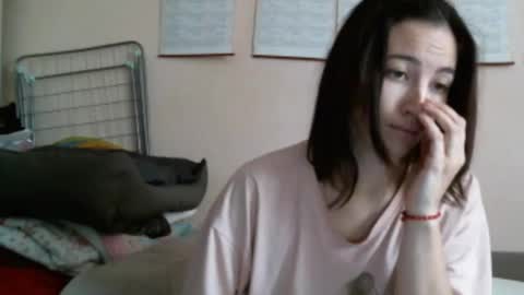 Snapshot of prettybella_7 chatting on 10.18.25 Bella online show from 10.18.25