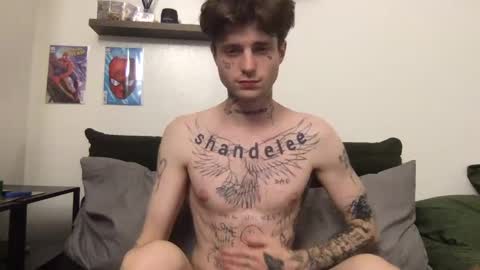 Snapshot of prettyboyszn chatting on 09.14.25 pretty boy online show from 09.14.25