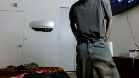 Snapshot of prettyboyszn chatting on 09.27.25 pretty boy online show from 09.27.25