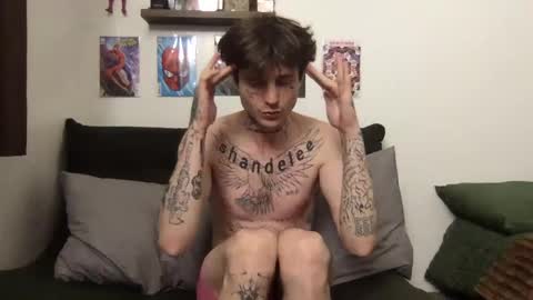 Snapshot of prettyboyszn chatting on 10.03.25 pretty boy online show from 10.03.25