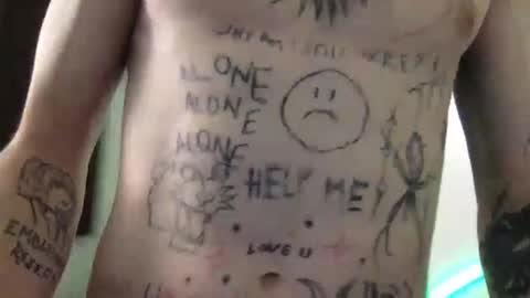 Snapshot of prettyboyszn chatting on 11.09.25 pretty boy online show from 11.09.25