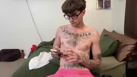 pretty boy online show from 03.24.26