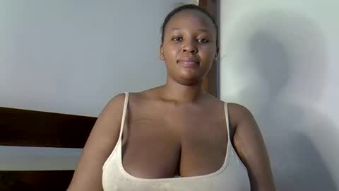 Snapshot of prettydey1 chatting on 05.19.26 prettydey1 online show from 05.19.26